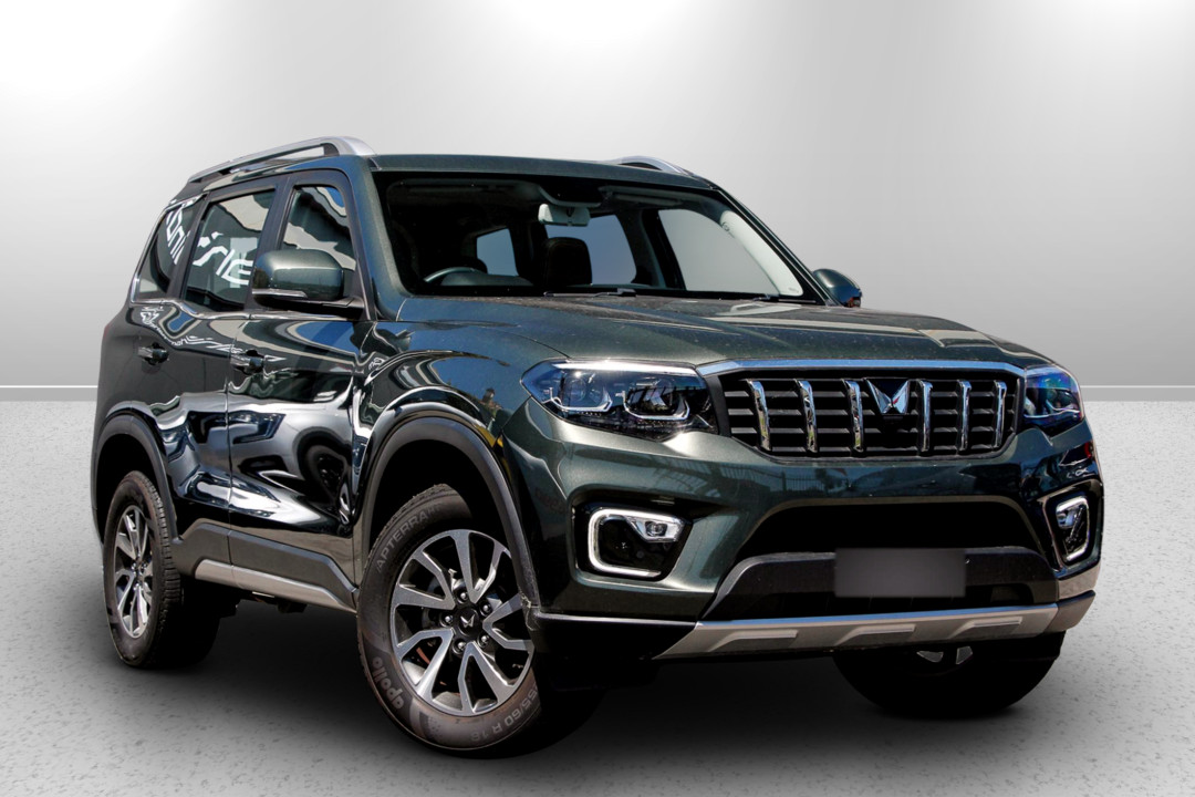 2023 Mahindra Scorpio Z8L Auto 4x4