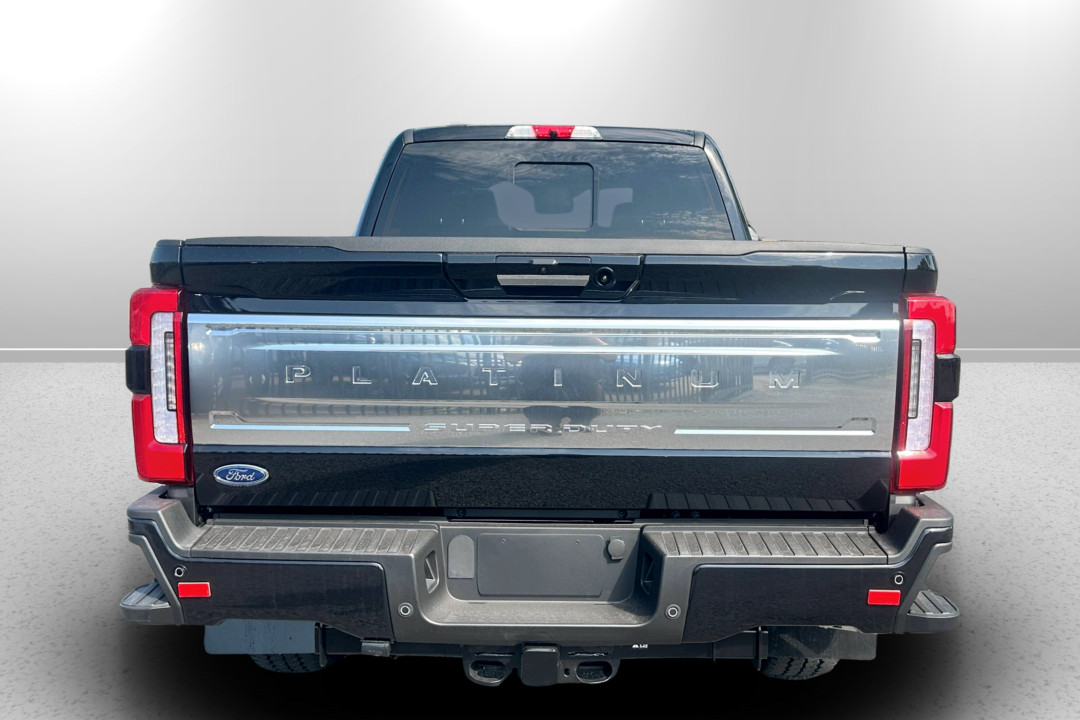 2023 Ford F350 Platinum Auto 4x4