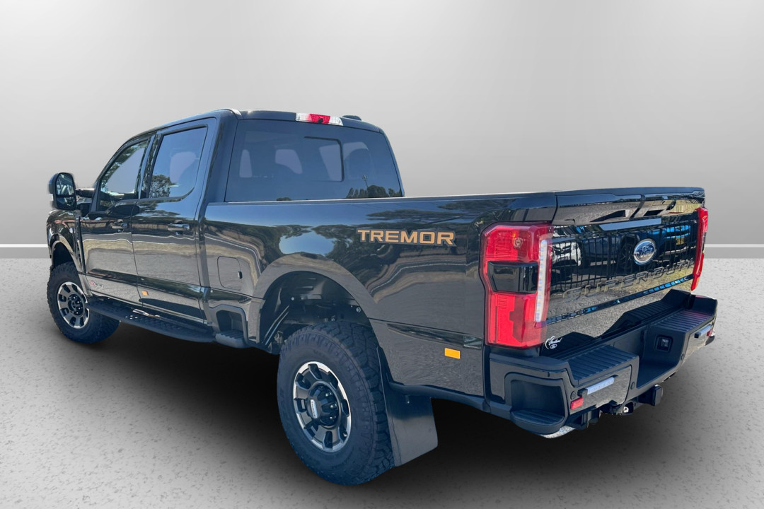 2023 Ford F350 Lariat Auto 4x4 MY23