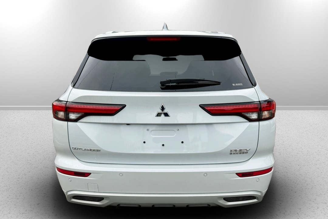 2024 Mitsubishi Outlander PHEV Exceed ZM Auto AWD MY24
