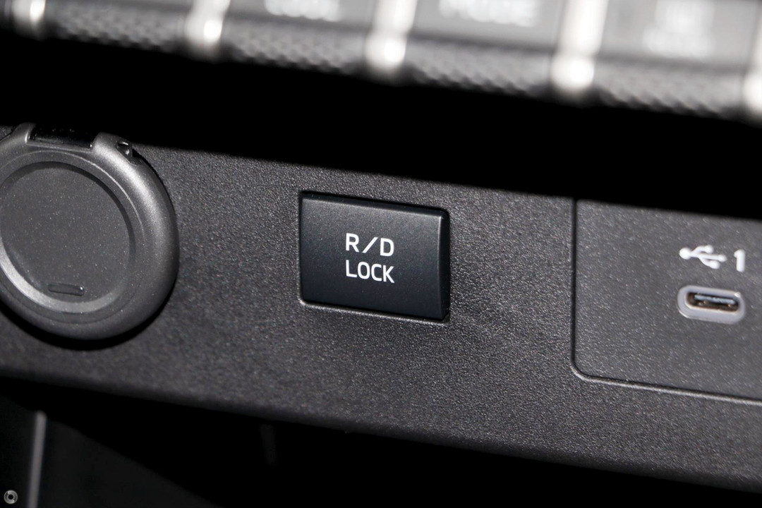 2025 Mitsubishi Triton GLX+ MV Auto 4X4 MY25 Double Cab